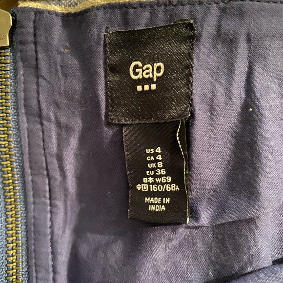 3 for $15 // Gap A-line Mini Skirt - Greece Design - Picture 3 of 4